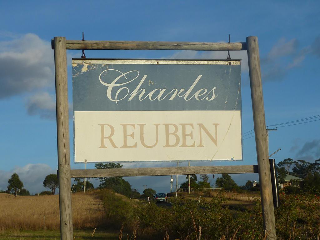 בית הארחה הובארט 	Charles Reuben Estate מראה חיצוני תמונה